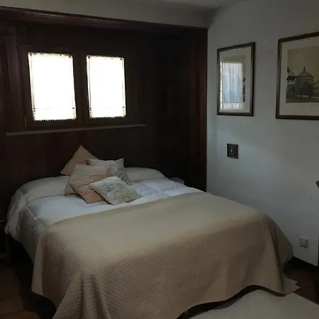 Delle Camelie Villa *